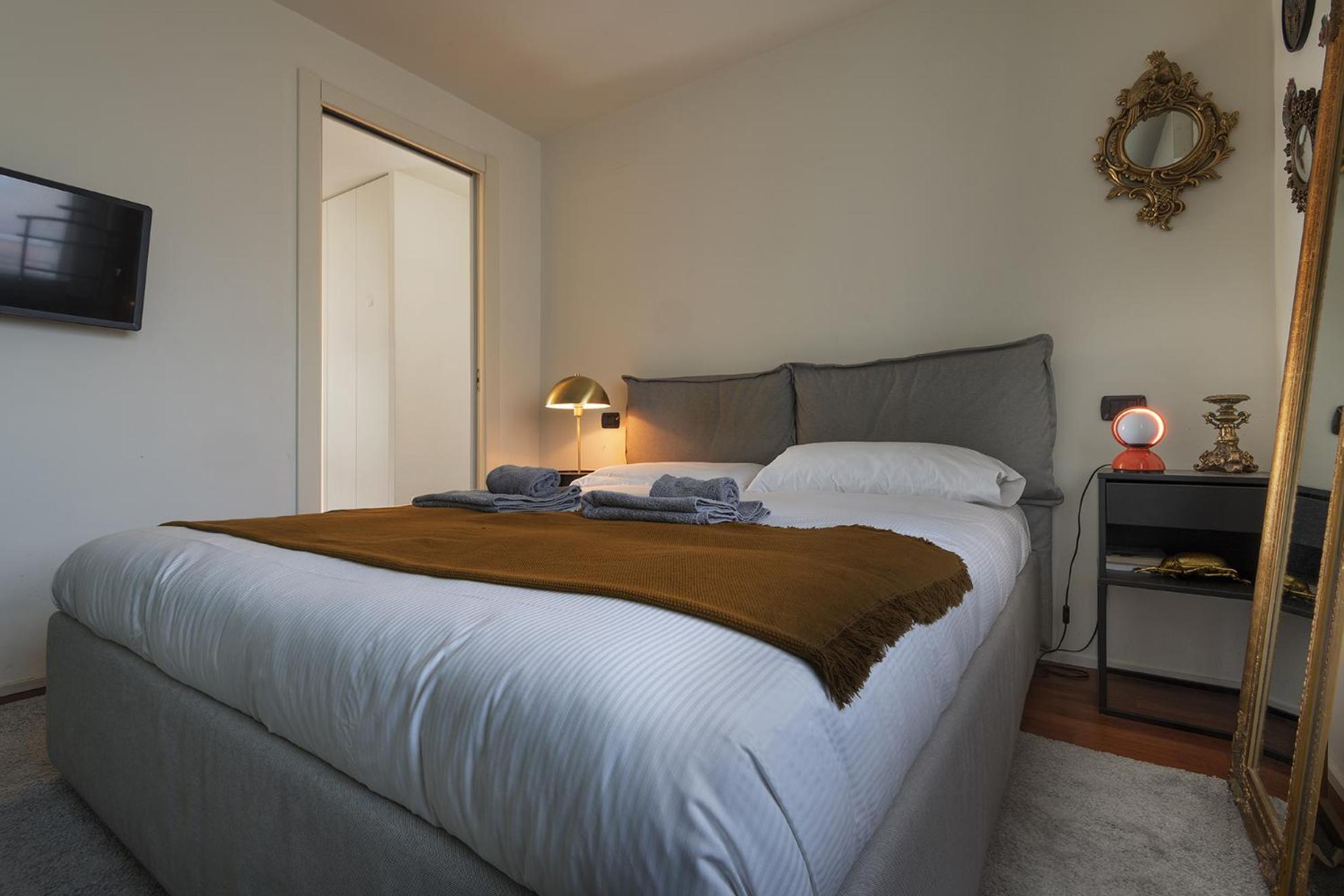 Giresio 41 - Your Penthouse With Rooftop Garden In Milano Navigli - Wifi Luaran gambar